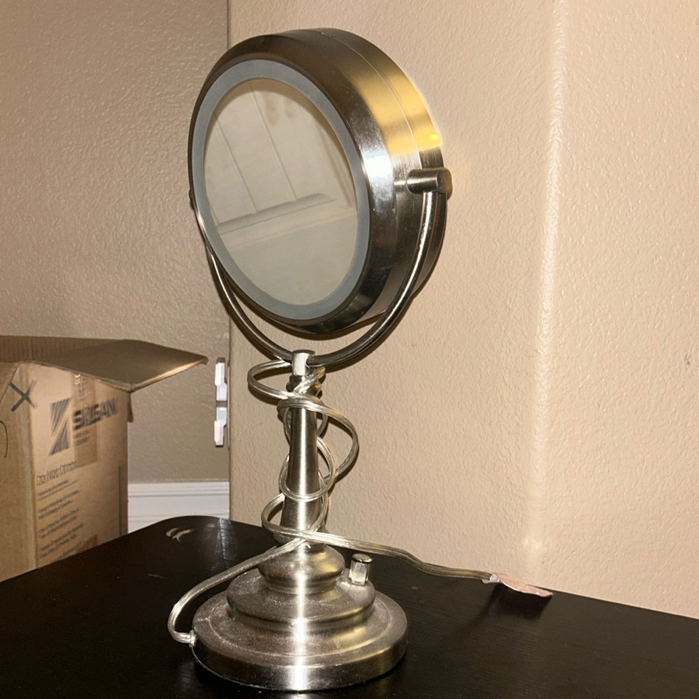Mirror